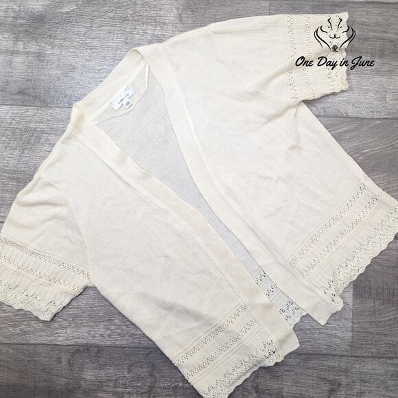 Signature by Robbie Bee Short Sleeve Cardigan Sweater Size L - Picture 1 of 5